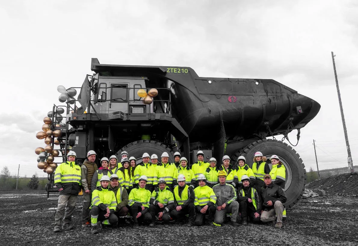 Breakthrough in Arctic Mining: ZOOMLION’s ZTE210 Dump Truck Conquers